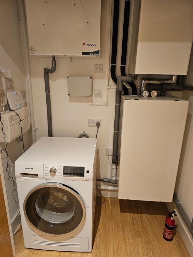קרוידון Santina Apartments מראה חיצוני תמונה