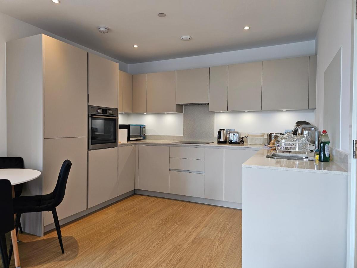 קרוידון Santina Apartments מראה חיצוני תמונה